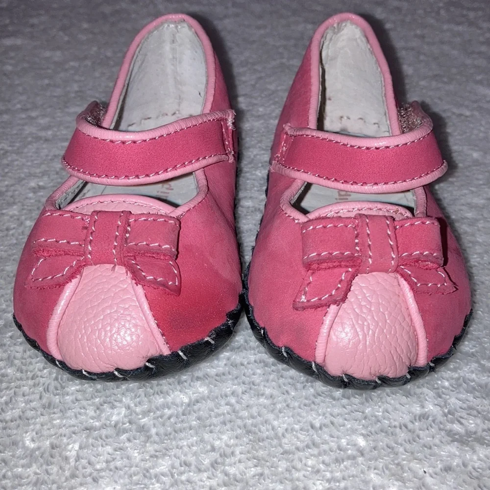 Pediped velcro strap bow toe maryjanes size 0-6m 2.5-3.5